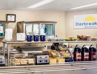 Days & By Wyndham 2*
